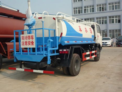 福田賽銳3立方灑水車圖片
