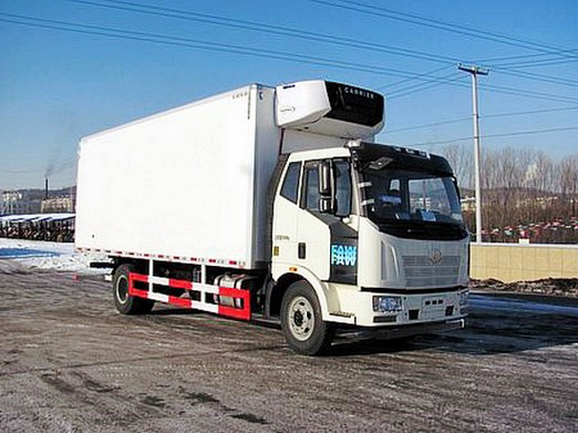 解放一汽冷藏車6.8米圖片